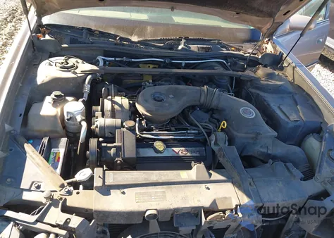 1995 Cadillac Deville z USA, uszkodzony, nr VIN 1G6KD52B5SU256268